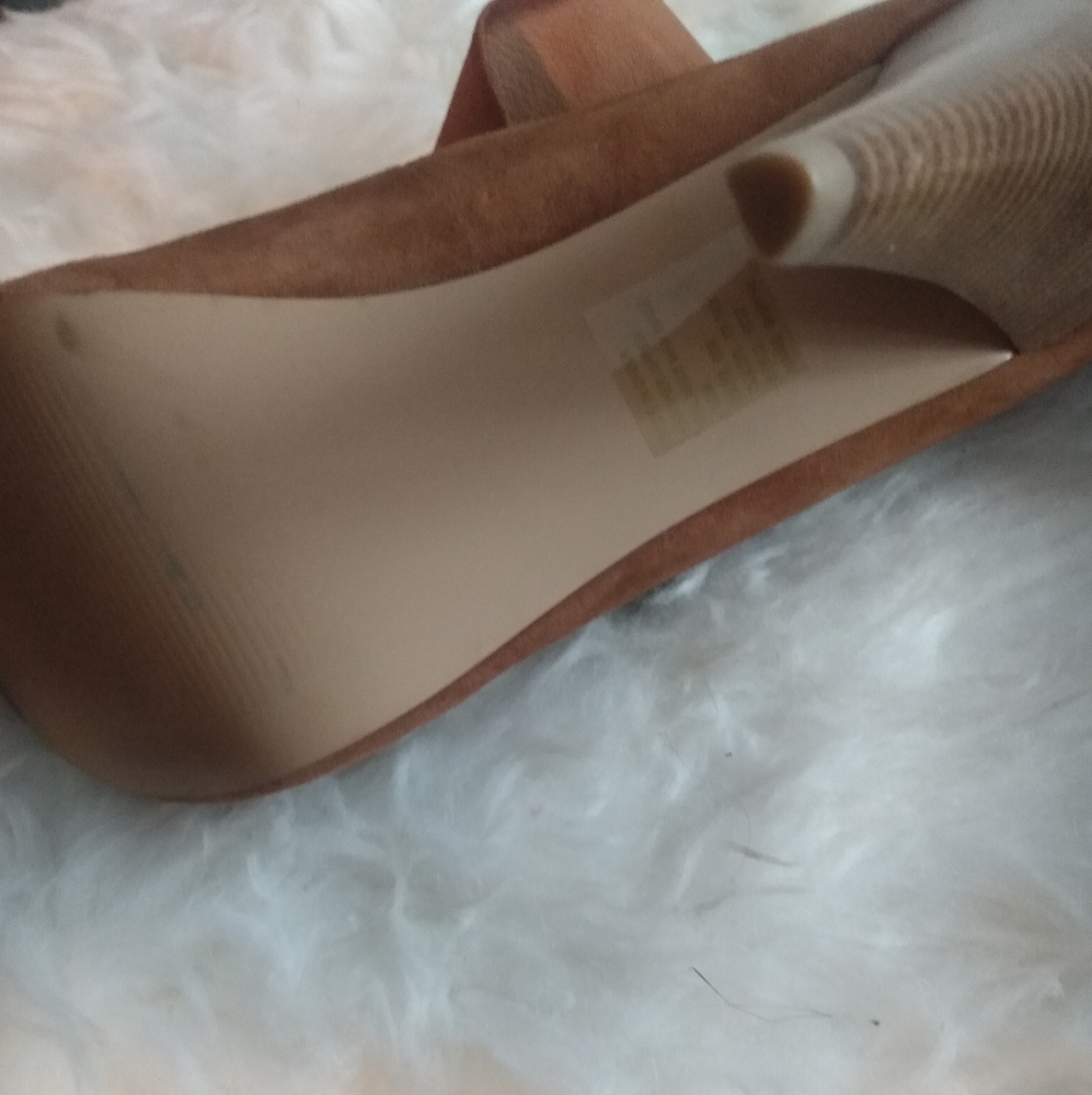 Heels - Picture 9 of 12